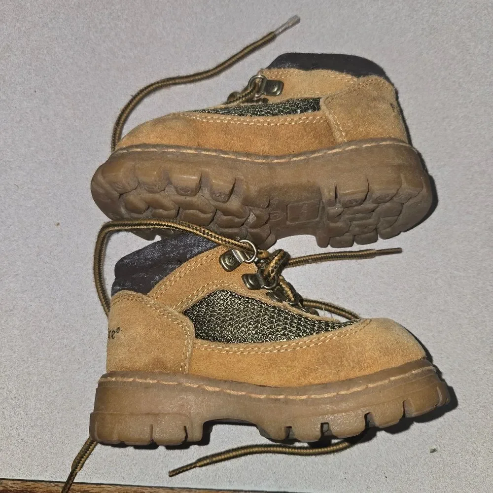 Fisher-Price Tan and Black Rugged Boots